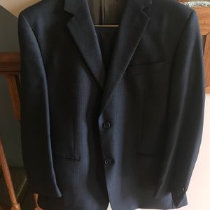 EUC Men’s Calvin Klein Suit